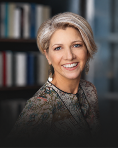 Oana Chiper, Human Invest